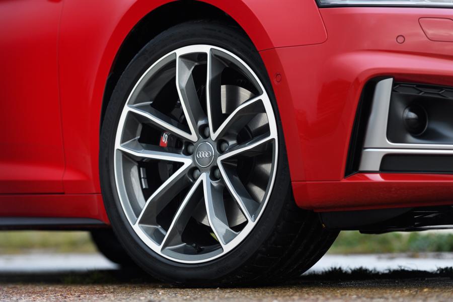 Колеса Audi S5 Coupe 2016 года  (UK) (фото 39 из 41)
